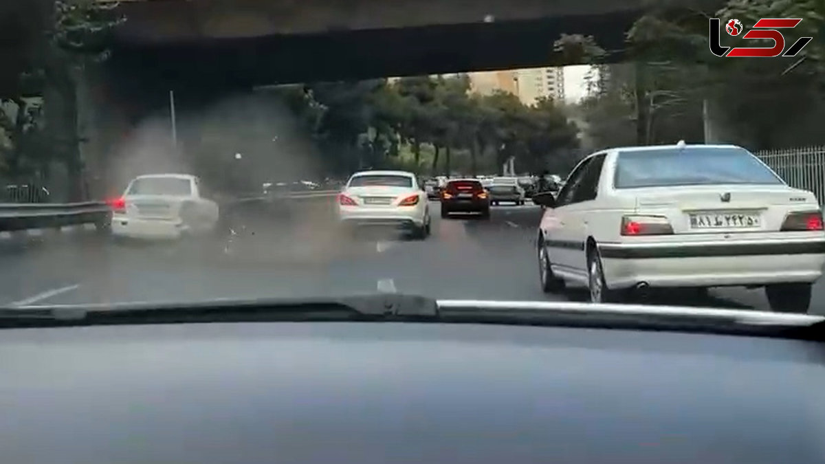 فیلم هیجان انگیز اما عبرت آموز از جنون سرعت و مسابقه خیابانی بنزهای لوکس در اتوبان های تهران / تصادف شدید خودروی CLS در رقابت کورکورانه