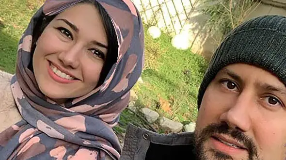 کنسول چوبی و خوشگل خونه اعیونی خواهر شاهرخ استخری/ دکوراسیونی به سبک بلژیکی ها+عکس