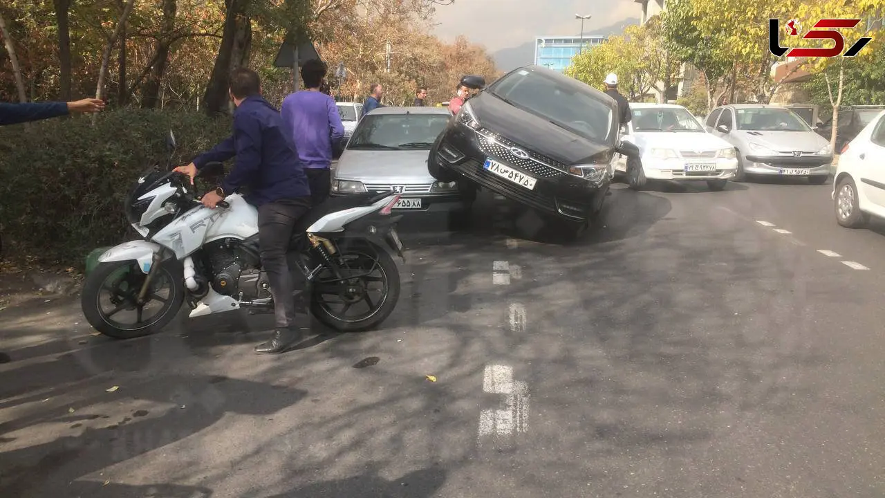 عکس باورنکردنی از تصادف 2 خودلور در پارک قیطریه + جزییات