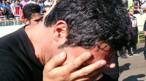 عکس/ چهره غمزده فردوسی پور، عابدزاده، قلعه نویی و کریم باقری در مراسم تشییع باشکوه هادی نوروزی/ تنها فوتبالیستی که احمدی نژاد هم به مراسم ختمش رفت