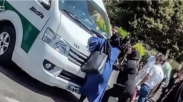 اطلاعیه پلیس تهران به فیلم درگیری آمر معروف با پلیس + جزییات