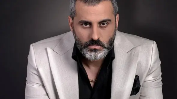 اولین عکس از همسر شیک علیرام نورایی ! /  حسادت خانم بازیگرها به چهره بدون جراحی زیبایی اش ! 