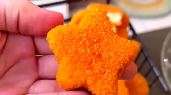 طرز تهیه ناگت مرغ خانگی ؛ خوشمزه و اقتصادی + فیلم