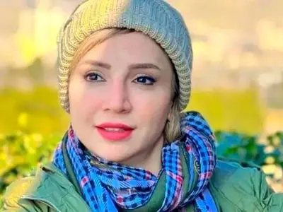 استایل منحصربفرد و قجری شبنم قلی‌خانی با ترمه فیروز‌ه‌ای خاص و زیبا / وقتی خانم بازیگر خاتون میشود