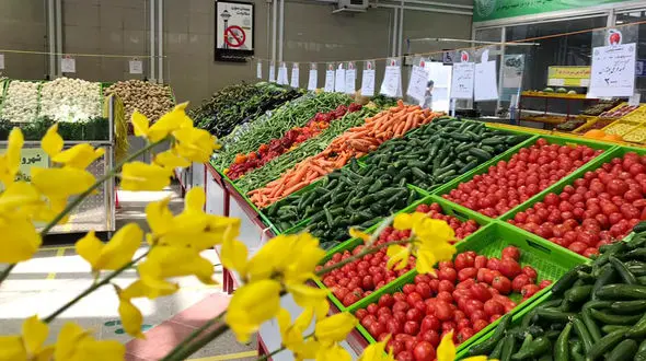 قیمت میوه و صیفی جات امروز چهارشنبه ۷ خرداد