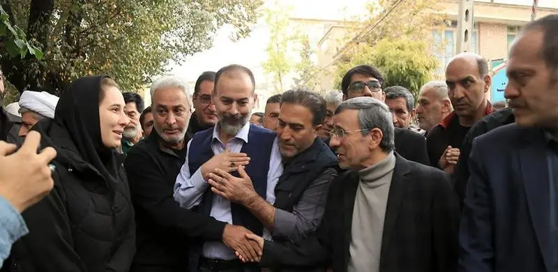 تشیع جنازه خواهر احمدی نژاد 