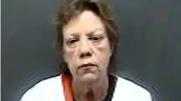 قتل پسر 46 ساله فلج به دست مادر بی رحم  ! + عکس