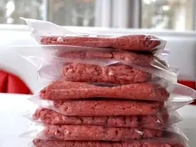 چگونه مواد گوشتی را تازه و سالم نگه داریم؟