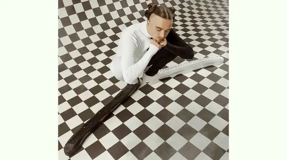 رونمایی از عجیب ترین کتونی آل استار + عکس