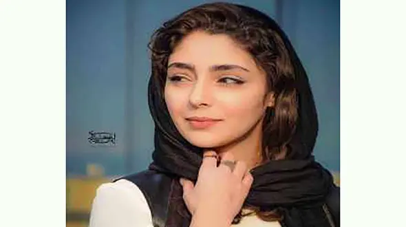 حمله هستی مهدوی فر به برنامه شهاب حسینی + عکس