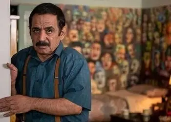 فیلم/قدرت الله ایزدی: دستم برا زنم رو شد / 2 تا موبایل دارم زنم رمز موبایلمو نمیدونه اگه بدونه که بیچاره ام!