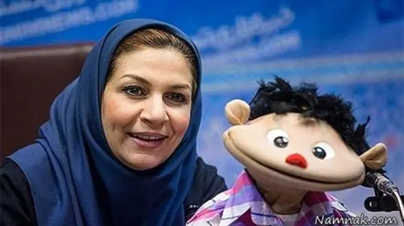 پوشش مبتذل گوینده صدا و سیما در پارتی شبانه آمریکا / نگار استخر از دست رفت!