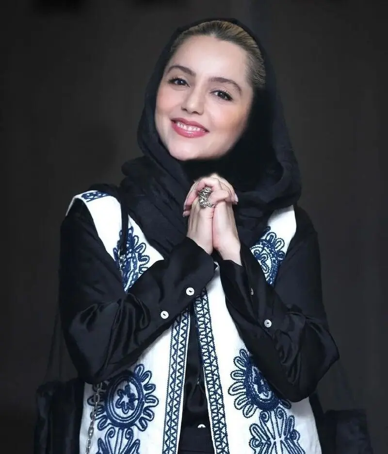 نازنین بیاتی