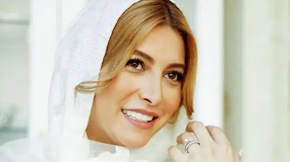عکس ها / پذیرایی صمیمی و گرم فریبا نادری از مهمان های هنرمند و معروفش در رستوران لوکس و دلباز دلی جان/ از علی دایی تا سمانه پاکدل و الناز حبیبی