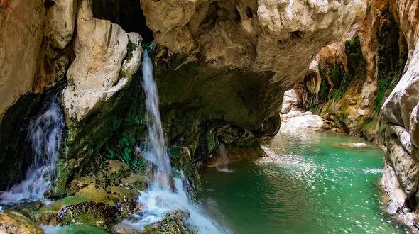 چشمه مرتضی علی، معجزه ای در دل عجیب‌ترین کویر ایران + فیلم 