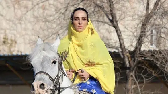 وقتی سوگل طهماسبی با این جواب نشون میده که یه اهوازی واقعی و به تمام معناست+ویدیو/ گرمای تابستون و چای یه ترکیب جدا نشدنی برا ایرانیاست