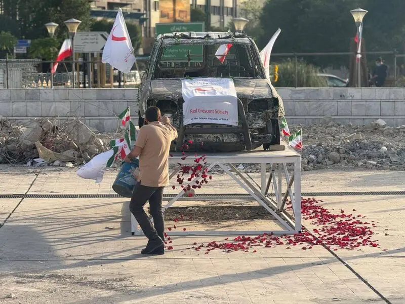 گلباران آمبولانس شهداى امددگر هلال احمر در میدان هفتم تیر تهران (3)