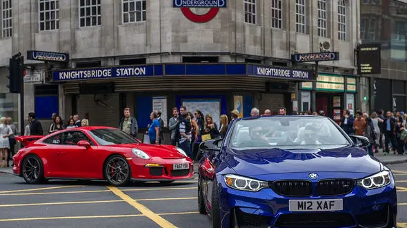 ترافیک سنگین به خاطر فخر فروشی خودروهای لوکس + فیلم و عکس