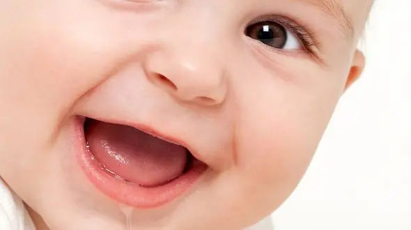 تاثیر مسواک انگشتی در سلامت دندان کودکان