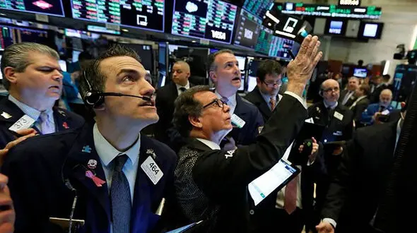 واکنش بازار جهانی به تحلیف بایدن / جهش طلا و ارزان تر شدن دلار
