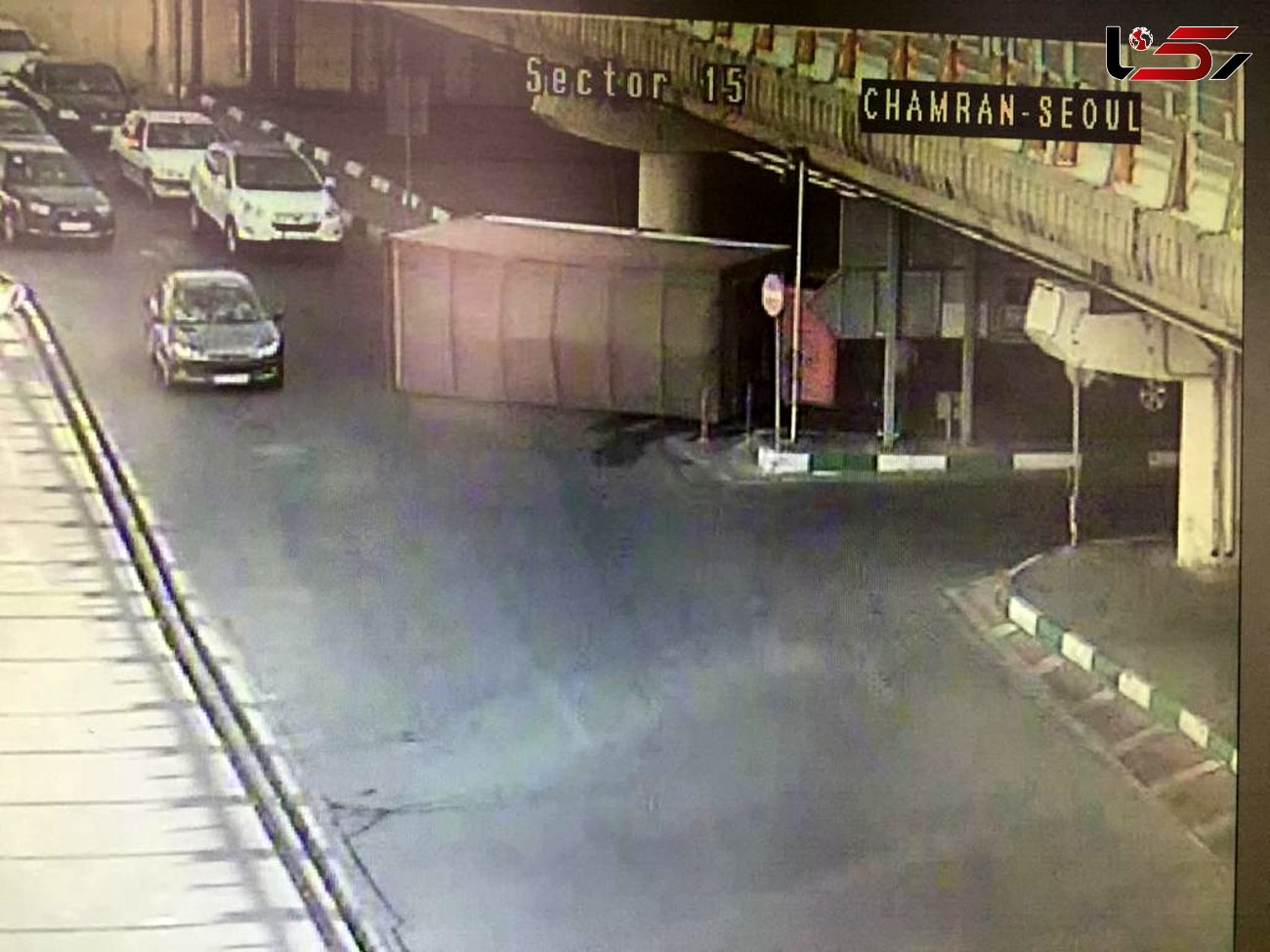 عجیب ترین عکس از تصادفی هولناک زیر پل سئول / صبح امروز رخ داد