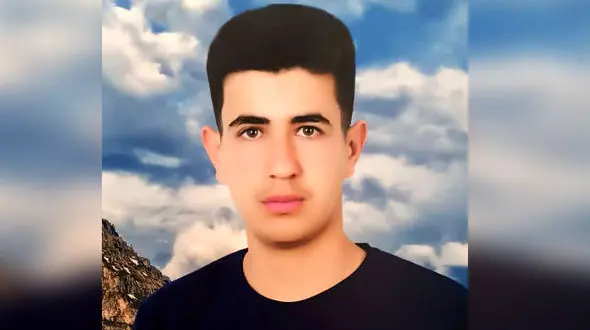 شهادت استواریکم ابراهیم مرمزی در حمله اشرار به صندوق رای راسک !  پدرش از پرواز آسمانی پاره تنش گفت 