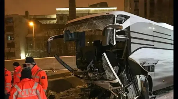 45 کشته وزخمی برا اثر تصادف مرگبار اتوبوس +عکس