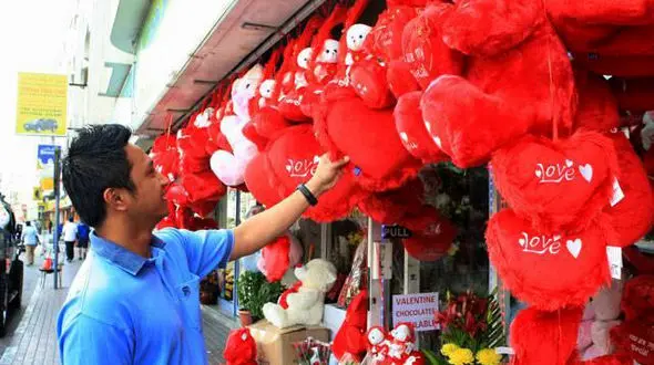 جشن «ولنتاین» در چه کشور هایی ممنوع است؟/خواندنی
