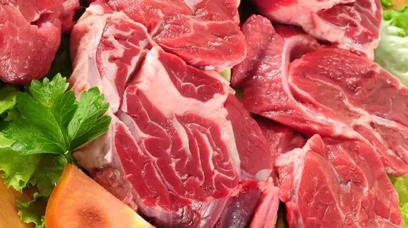 قیمت گوشت قرمز در بازار امروز دوشنبه 4 اسفند + جدول