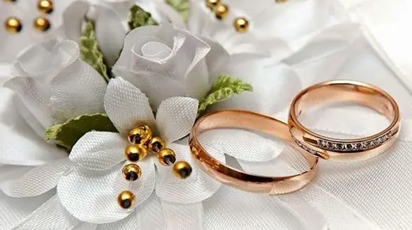 دردسر ازدواج زن مطلقه با پیرمرد تنها / همه از او بیگاری می کشند  