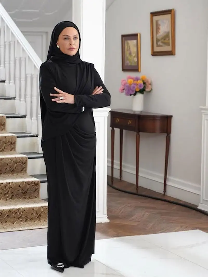 عکس‌های باحجاب هولیا آوشار