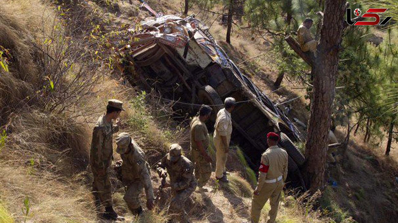 23 کشته در سانحه سقوط اتوبوس به رودخانه در شمال پاکستان 