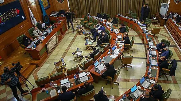 عضو شورای شهر: صدای مردم را بشنوید / آشوب خط قرمز ما است