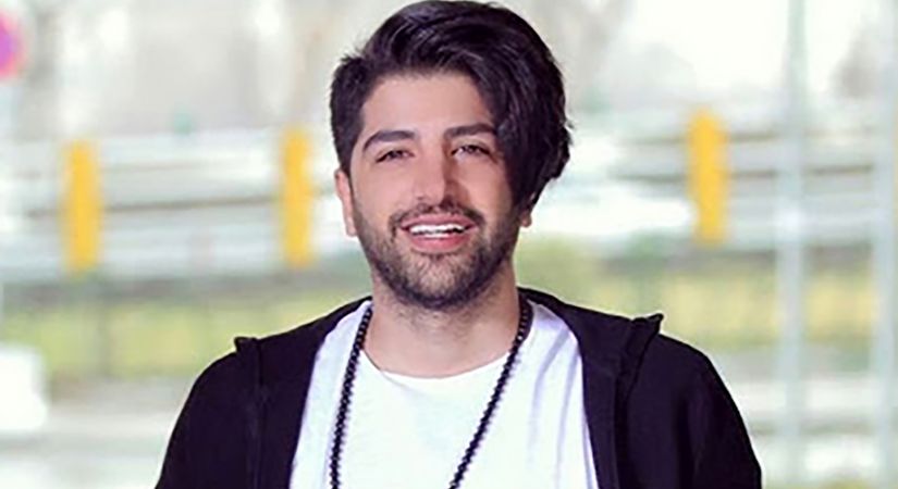 دانلود آواز باشکوه دکاموند و زانیار عشق یعنی / یه جوری عاشقم که با تو حاضرم تا خود ماه برم