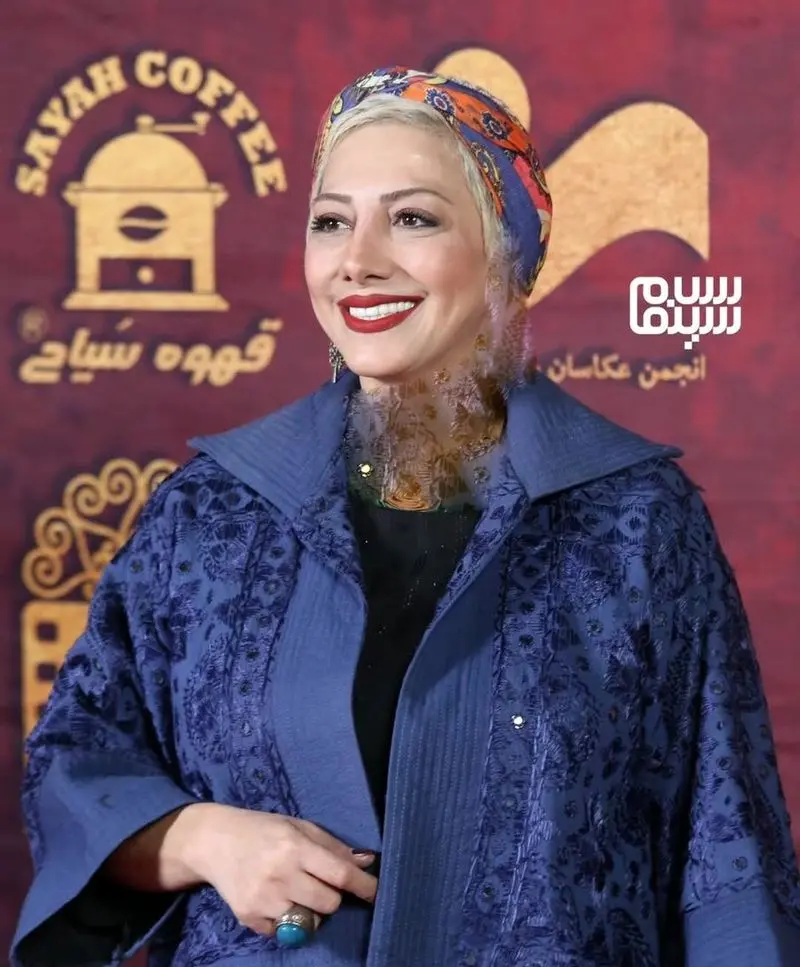 واله داوودنژاد