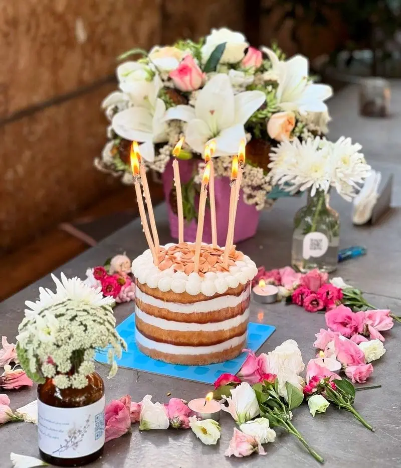 یاسمن شاه حسینی