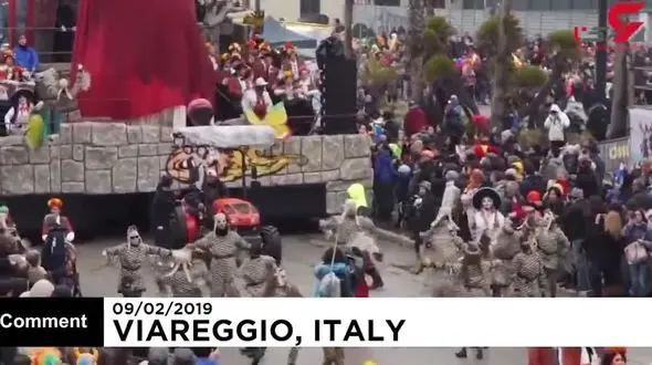 آدمک ترامپ در کارناوال ویارجو+فیلم