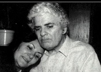 جاودانه‌ترین شعر احمد شاملو از عشقی که با رنج درآمیخته؛ میان خورشید‌های همیشهزیبائی تو لنگری‌ست.../ بیخود نیست که شاملو رو عاشقترین شاعر ایران می دانند