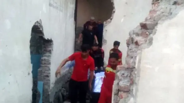 مرد آملی زیر آوار ساختمان جان داد / علت چه بود؟