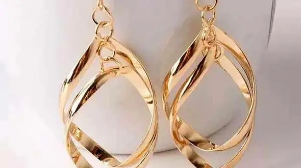 متنوع ترین مدل های گوشواره طلا ترند سال + عکس