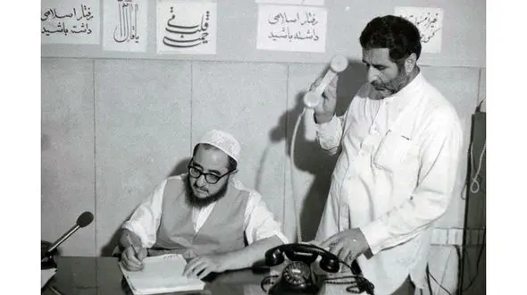 خلخالی حکم اعدام خودش را امضا کرد ! / امام از کشتن هویدا بی خبر بود