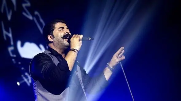 شبی به یادمادندنی برای شهدای حادثه سانچی در کنسرت موسیقی بهنام بانی