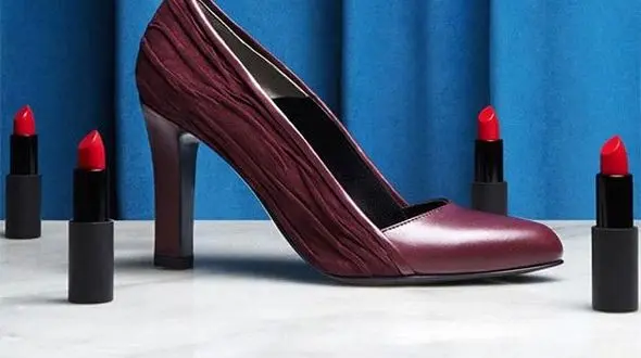 با کفش های پاشنه بلند به سر کار بروید +تصاویر