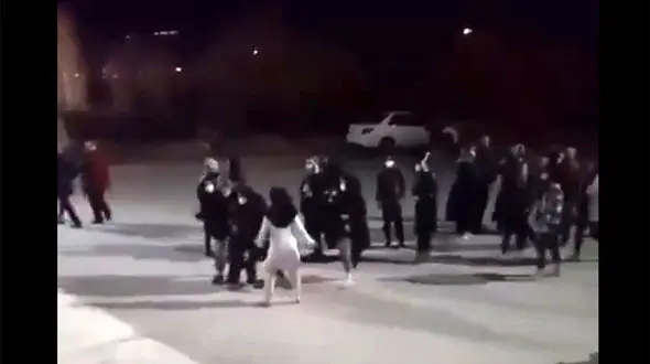 فیلم مسمومیت دختران دانشجوی ساکن خوابگاه دانشگاه آزاداسلامی بروجرد