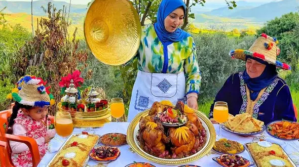 پخت غذای سنتی در مراکش: تجربه‌ای خاص از آشپزی در طبیعت + فیلم