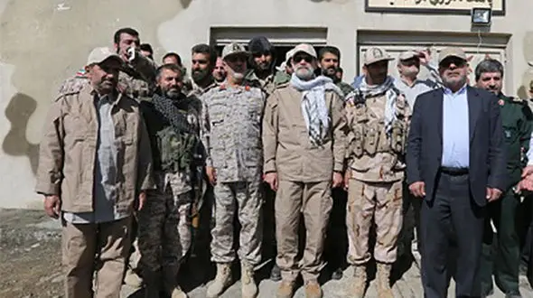 علت لباس نظامی پوشیدن علی لاریجانی مشخص شد + عکس