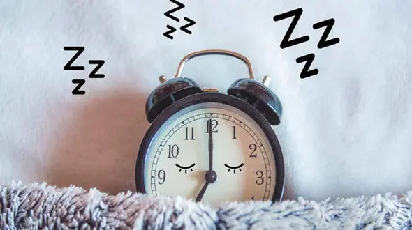 کمبود خواب منجر به چه می‌شود؟ / توصیه های مهم برای خواب هر گروه سنی