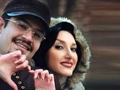 فیلم و عکس /  نگاهی به چیدمان لوکس خانه پیمان طالبی  مجری محبوب / از آشپزخانه هتل 5 ستاره ای اش تا کافه بار با کابینت هایی خوشرنگ مُد روز تا لوازم برقی عروس پسند و پیانویی زیبا