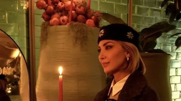 عکس ها / بار هم درخشش سلیقه مینا مختاری در شب یلدای  کافه شوهرش بهرام رادان ! / توی سلیقه صد هیچ از سلبریتی ها جلو زده 