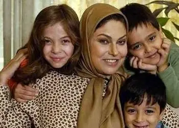 فیلم / تنها خانم بازیگری که بچه دوس نداره ! /  مهرانه مهین ترابی: هیچوقت دلم نخواست بچه دار شم شاید بد بدونید اما از اینکه مادر نشدم خیلی خوشحالم!